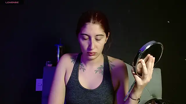 Red-moon1 online show from 01-07-26, 04:48