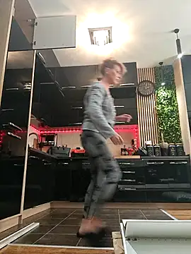 Snapshot of InannaStar chatting on 03-06-25, 11:58 InannaStar online show from 03-06-25, 11:58