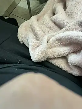 buri232 online show from 03-03-25, 08:05