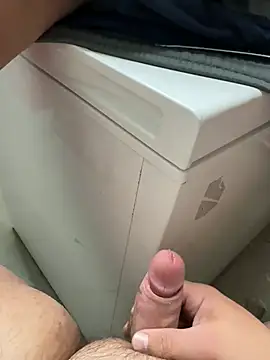 Snapshot of buri232 chatting on 01-16-26, 06:12 buri232 online show from 01-16-26, 06:12