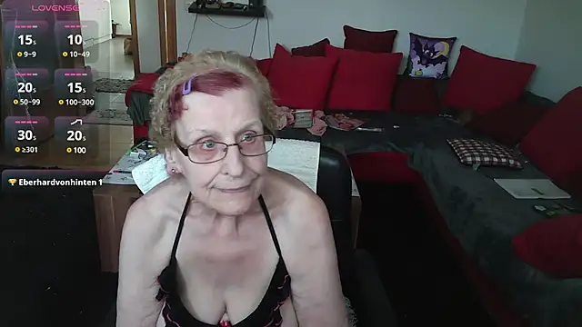 HeisseomaOriginal online show from 02-28-25, 03:04