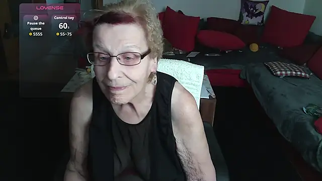 HeisseomaOriginal online show from 11-02-25, 08:17