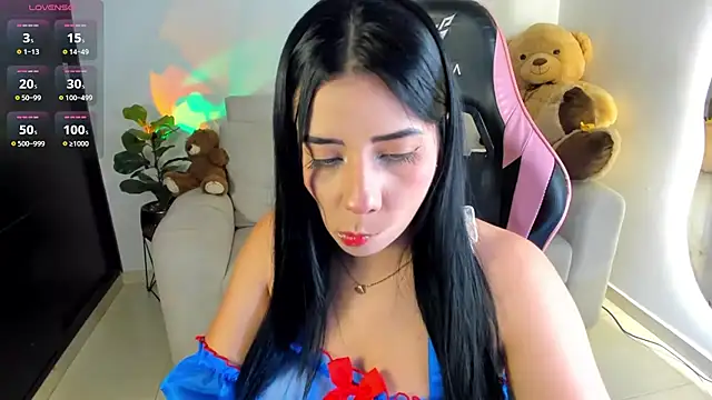 Snapshot of eval_lee18 chatting on 10-19-25, 12:22 eval lee18 online show from 10-19-25, 12:22