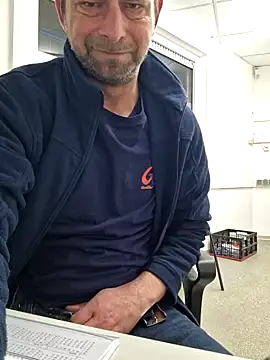 Mjn34 online show from 01-14-25, 07:06