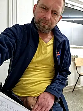 Mjn34 online show from 02-17-25, 06:42