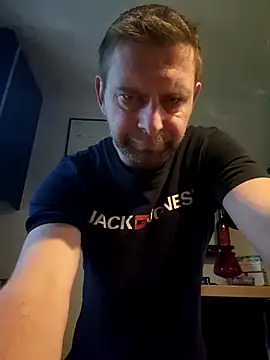 Mjn34 online show from 10-27-25, 07:01