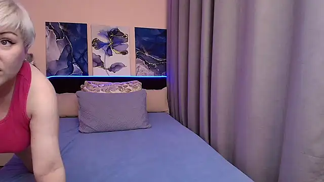 BlondPearl online show from 07-10-26, 09:39