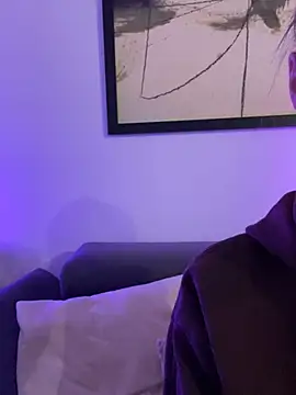 Snapshot of Sassy-Susie chatting on 02-25-25, 04:10 Sassy-Susie online show from 02-25-25, 04:10