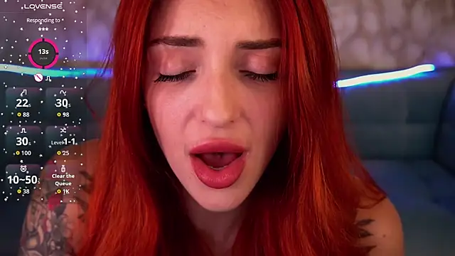 Snapshot of Sweety_one_ chatting on 11-26-25, 01:56 Sweety one online show from 11-26-25, 01:56