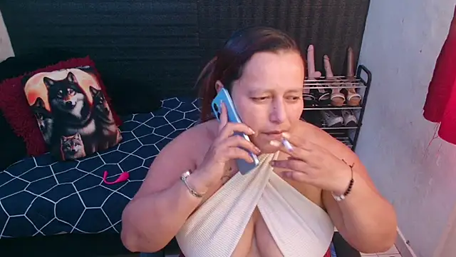 Diana Lozano online show from 01-27-25, 04:33