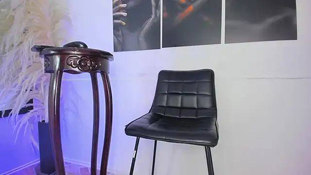 Sophia Cameron online show from 02-08-25, 07:04