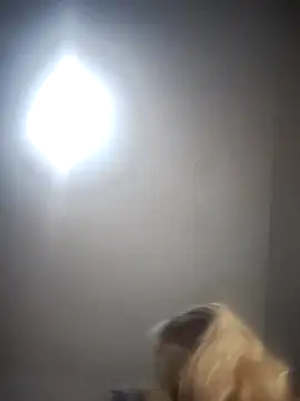 karlaalva online show from 10-01-25, 06:08