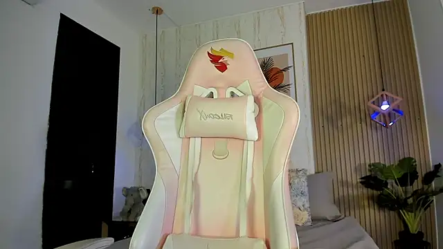 CameronCollins  online show from 11-27-25, 07:27