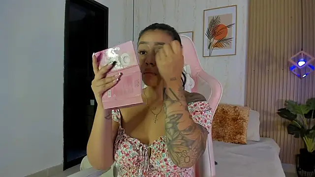 CameronCollins  online show from 12-03-25, 07:34