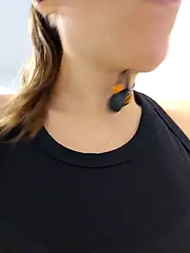 Ellie-L-Elizabeth online show from 02-03-25, 05:14