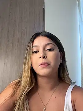 lunablossom  online show from 12-29-24, 06:27