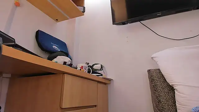 MikeMiller2 online show from 04-05-26, 02:03