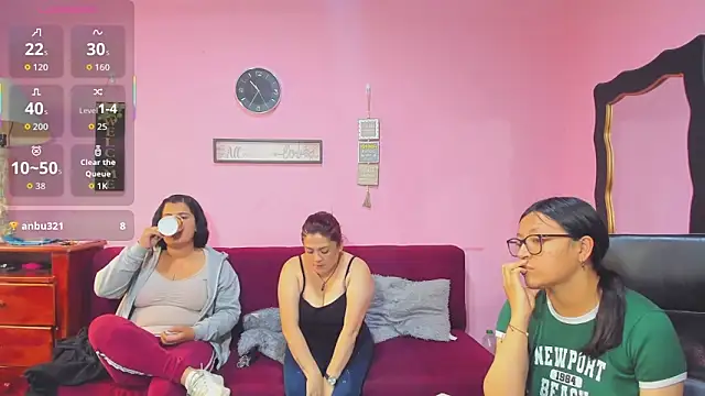 lesbiancuple online show from 10-16-25, 03:35