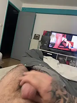 Snapshot of RenaudS-02 chatting on 03-28-26, 03:06 RenaudS-02 online show from 03-28-26, 03:06