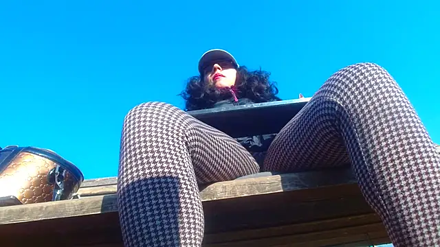 SquirtyMellissaLabia online show from 02-12-25, 01:16
