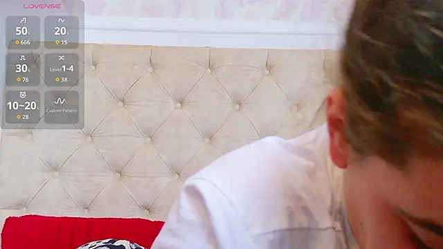 KarinaNoir online show from 09-23-25, 03:09