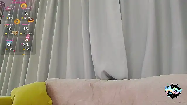 Snapshot of crystalmoon___ chatting on 02-19-25, 10:42 crystalmoon online show from 02-19-25, 10:42