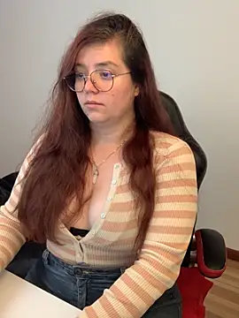 Snapshot of kayortiiz chatting on 09-26-25, 02:37 kayortiiz online show from 09-26-25, 02:37