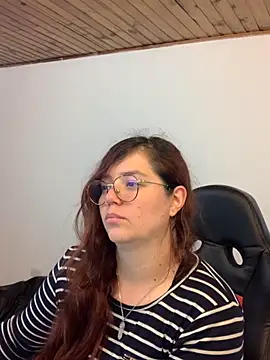 Snapshot of kayortiiz chatting on 09-29-25, 09:08 kayortiiz online show from 09-29-25, 09:08