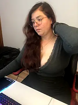 Snapshot of kayortiiz chatting on 11-04-25, 11:37 kayortiiz online show from 11-04-25, 11:37