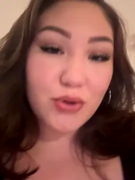 RosieDixx online show from 10-31-25, 04:24