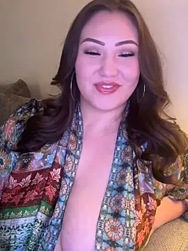 Snapshot of RosieDixx chatting on 05-21-26, 05:25 RosieDixx online show from 05-21-26, 05:25