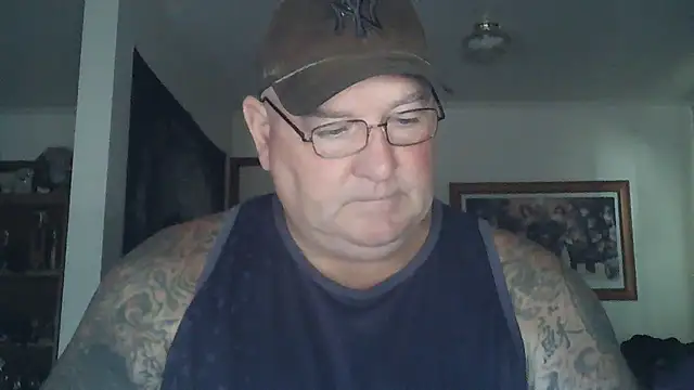 Snapshot of HOTANAL chatting on 02-25-25, 01:30 HOTANAL online show from 02-25-25, 01:30