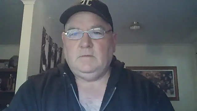 Snapshot of HOTANAL chatting on 09-23-25, 10:46 HOTANAL online show from 09-23-25, 10:46