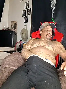 yellowwetfox online show from 03-01-25, 11:17