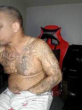 yellowwetfox online show from 02-10-26, 02:10