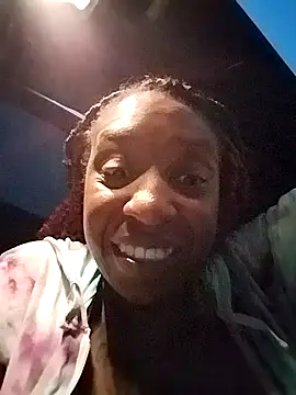 Snapshot of markquanna chatting on 10-01-25, 02:17 markquanna online show from 10-01-25, 02:17
