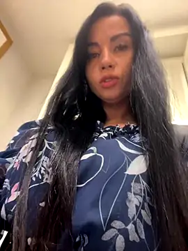 CrazzyChicks online show from 09-27-25, 07:13