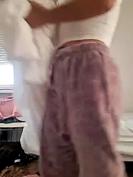 laura dirtyhot online show from 12-16-24, 08:20