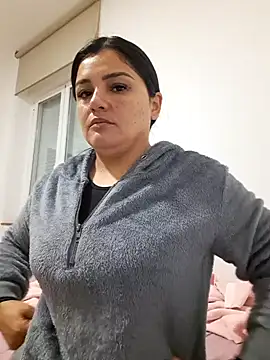 laura dirtyhot online show from 01-08-25, 07:24