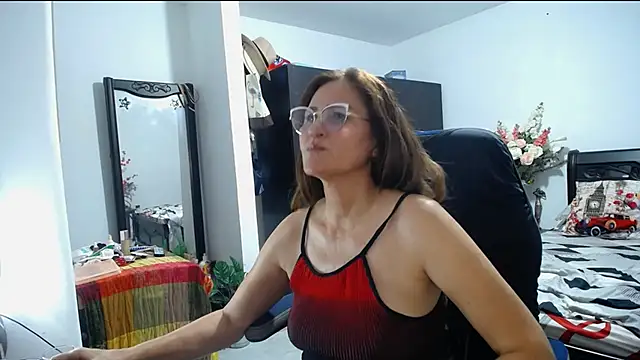 Snapshot of Xiimen chatting on 01-09-25, 03:47 Xiimen online show from 01-09-25, 03:47