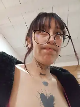 Mariana Joness online show from 06-19-26, 07:28