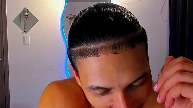 Kris Khalifa69 online show from 09-21-25, 01:29