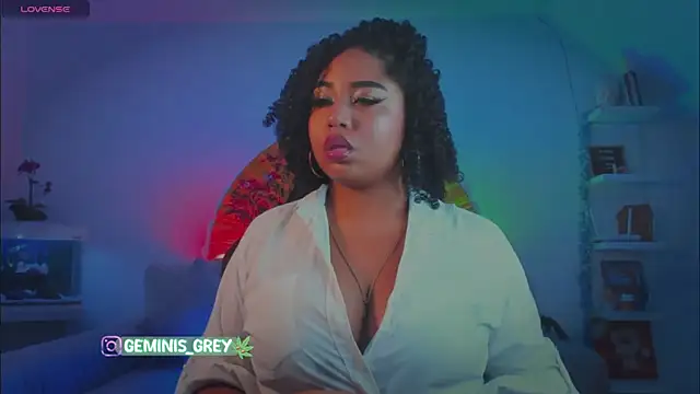 Snapshot of 420Geminis chatting on 10-16-25, 01:06 420Geminis online show from 10-16-25, 01:06