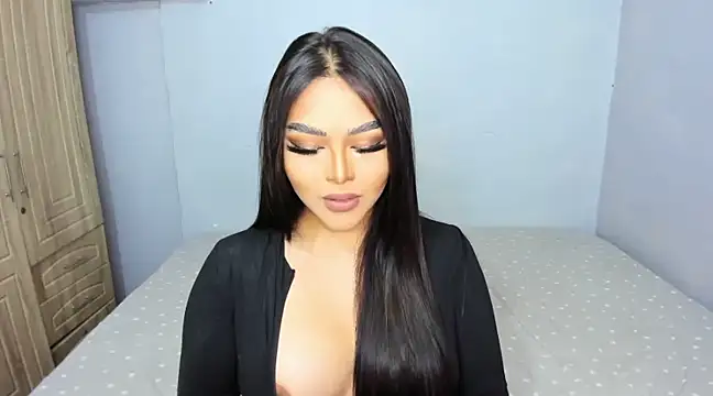 Snapshot of shantal_r0mance chatting on 12-19-24, 02:23 shantal r0mance online show from 12-19-24, 02:23