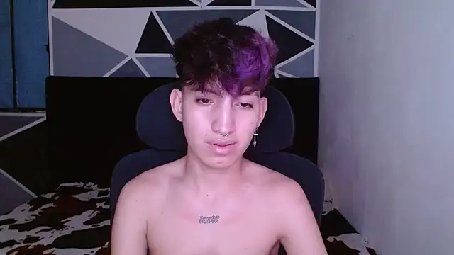 littlextreme online show from 12-19-24, 03:07