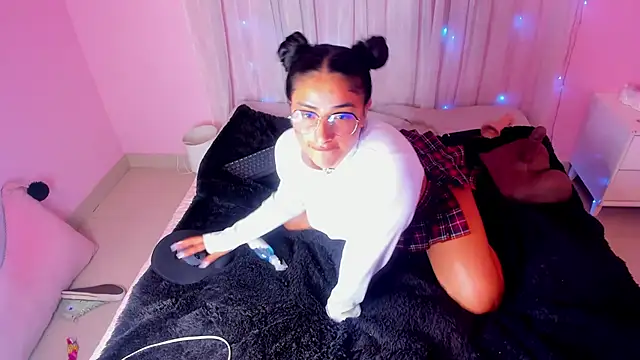 Kirara 22 online show from 02-28-25, 10:41