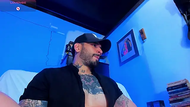 Snapshot of CamiloGray_ chatting on 01-27-25, 01:09 CamiloGray online show from 01-27-25, 01:09