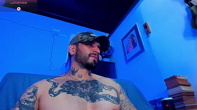 Snapshot of CamiloGray_ chatting on 01-30-25, 02:15 CamiloGray online show from 01-30-25, 02:15