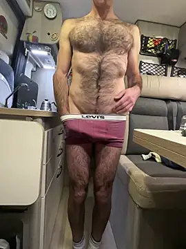 Hairy athlete online show from 12-26-24, 08:53