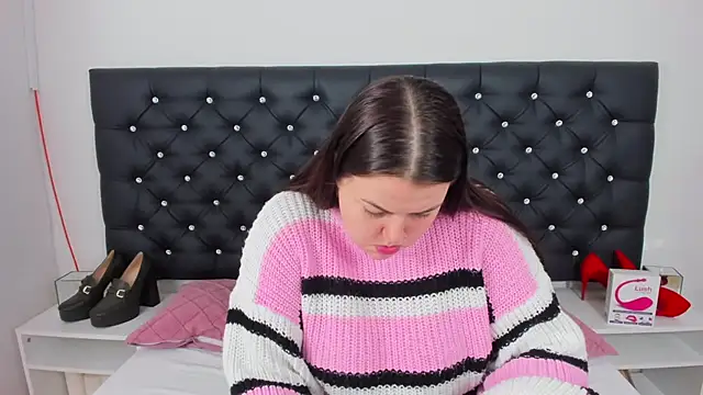 Snapshot of EvaLick chatting on 01-09-25, 09:37 EvaLick online show from 01-09-25, 09:37